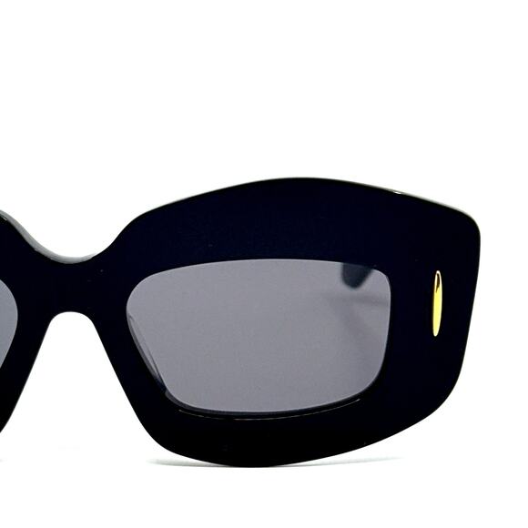 New, LOEWE Sunglasses LW40114F 01A Authentic - Picture 5 of 12